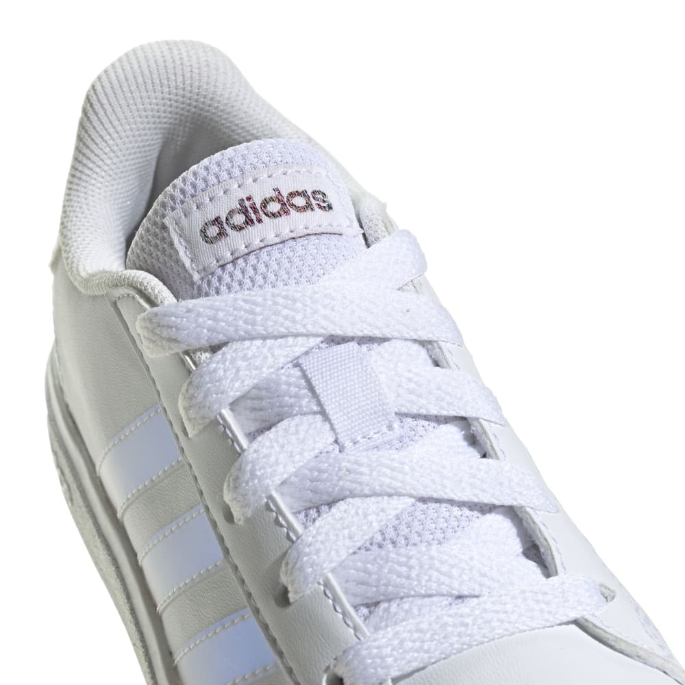 アディダス（adidas）（キッズ）スニーカー グランドコート 2.0 ホワイト GY2326 カジュアル スポーツシューズ ライフスタイル テニス 屈曲性 タウン 登校
