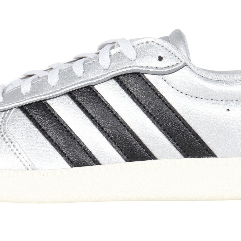 アディダス（adidas）（レディース）スニーカー スポーツシューズ ブレイクネット スリーク シルバー JQ8263 スポーツ カジュアルシューズ