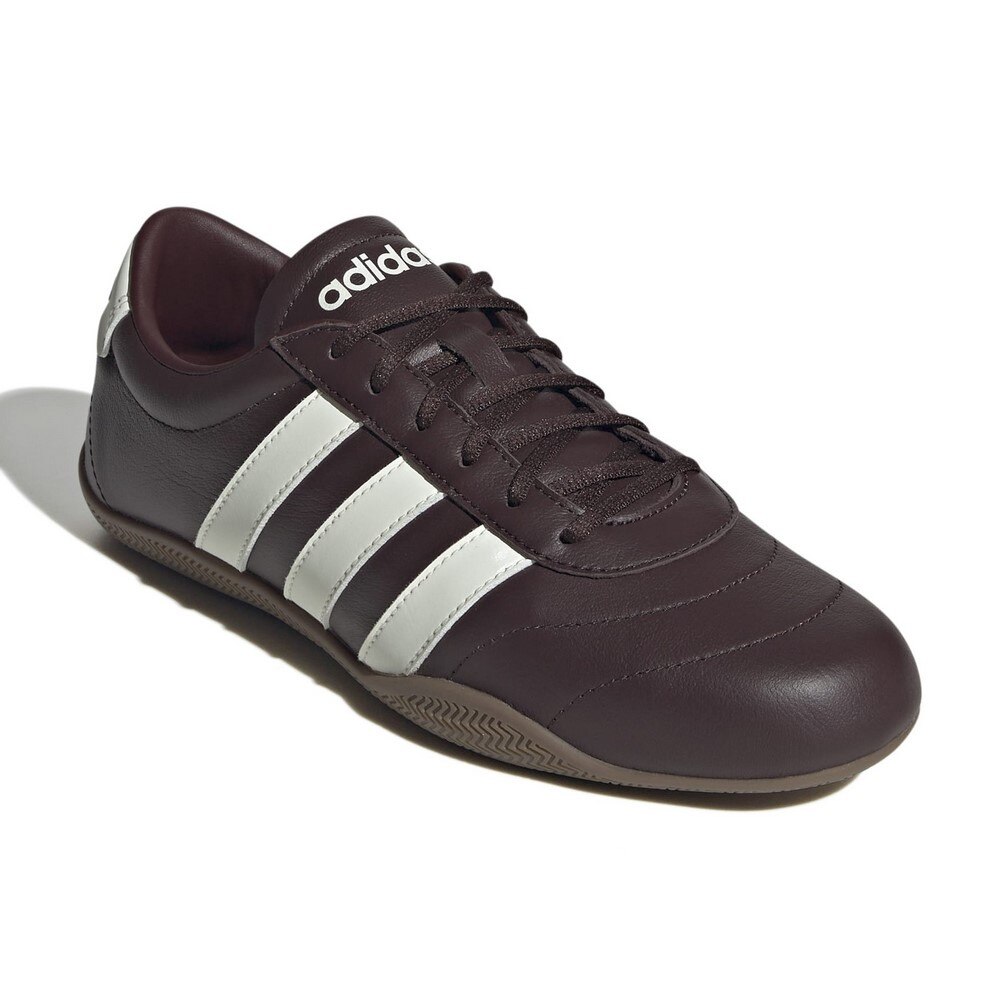 アディダス（adidas）（レディース）スニーカー スポーツシューズ グランドコート ロー JQ9680