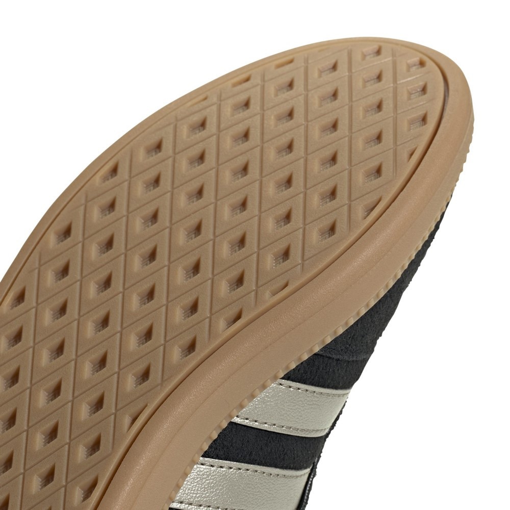 アディダス（adidas）（レディース）スニーカー スポーツシューズ ブレイクネット スリーク JR0685