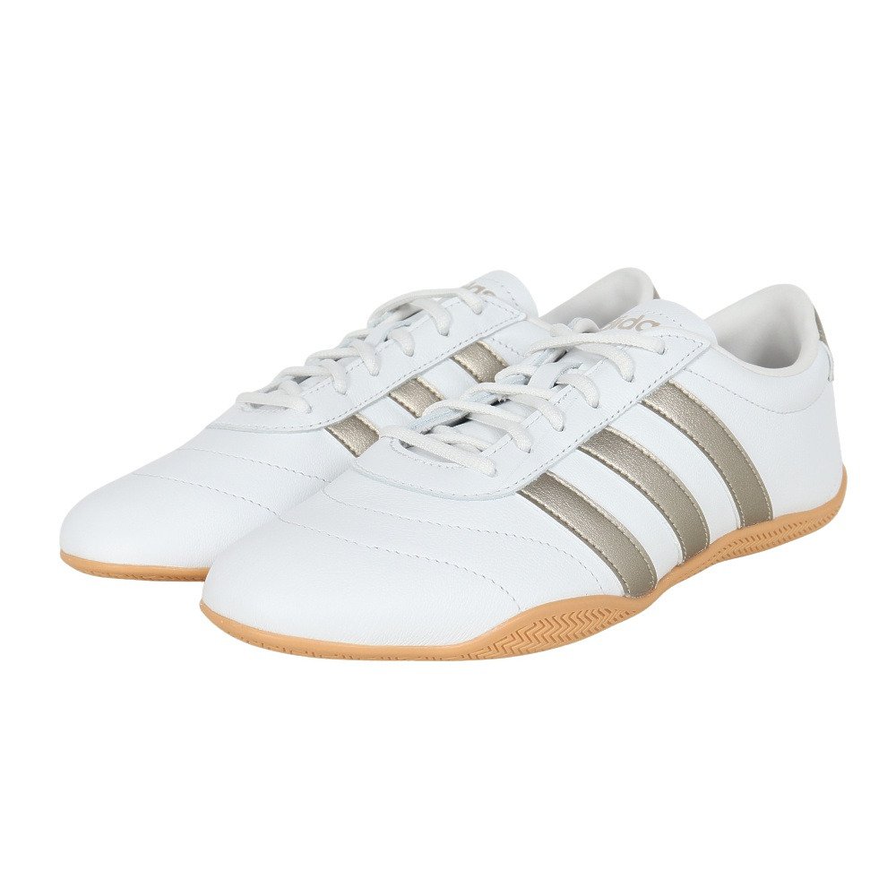 アディダス（adidas）（レディース）スニーカー スポーツシューズ