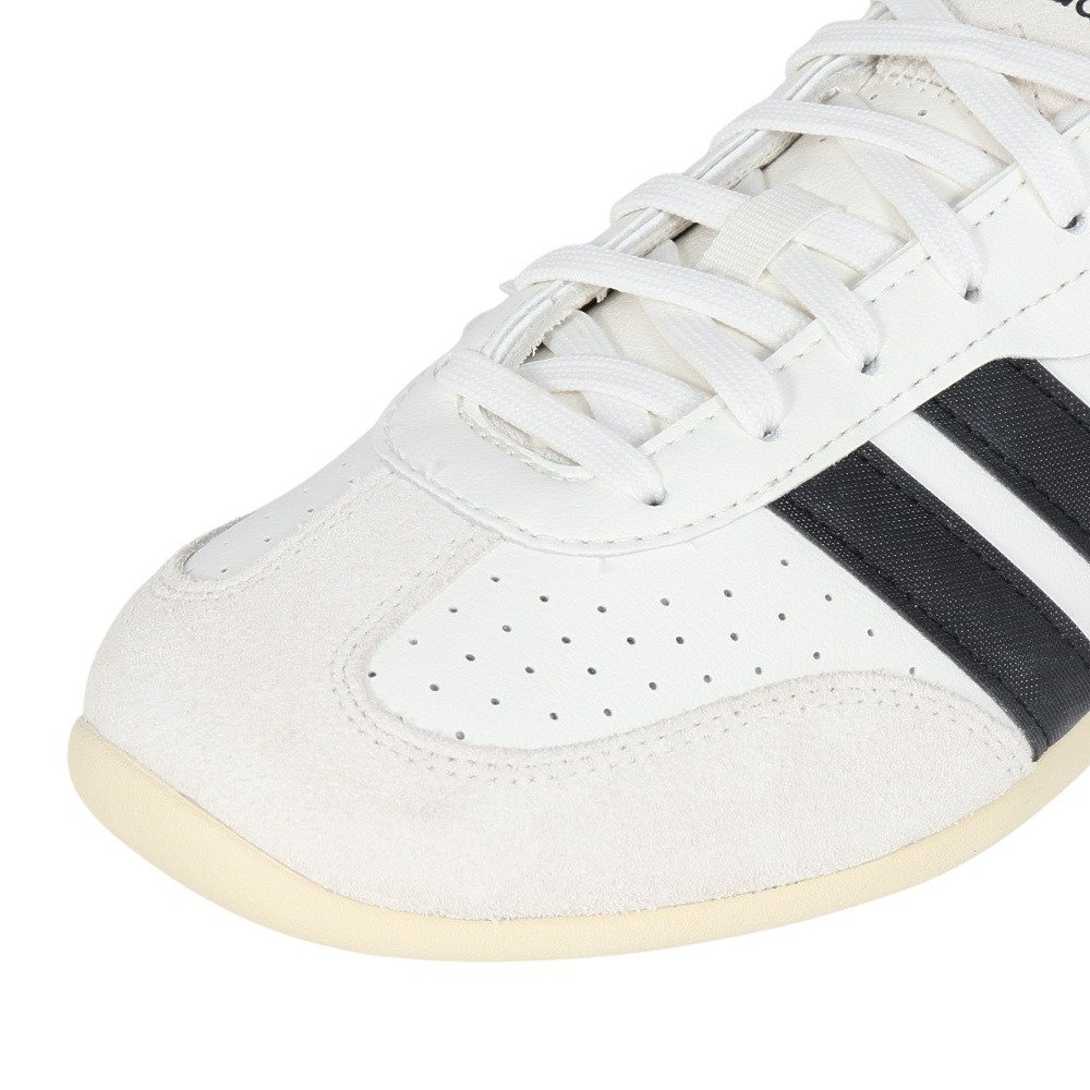アディダス（adidas）（レディース）スニーカー スポーツシューズ バレダ ロー ホワイト ブラック OOY96-KI6726 スポーツ カジュアル シューズ