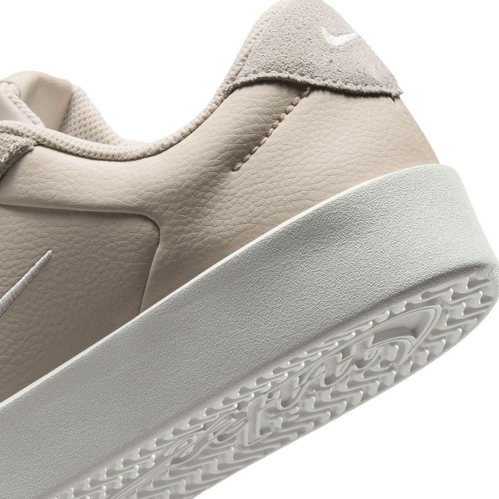 ナイキ（NIKE）（レディース）スニーカー コート ヘリテージ MS グレー