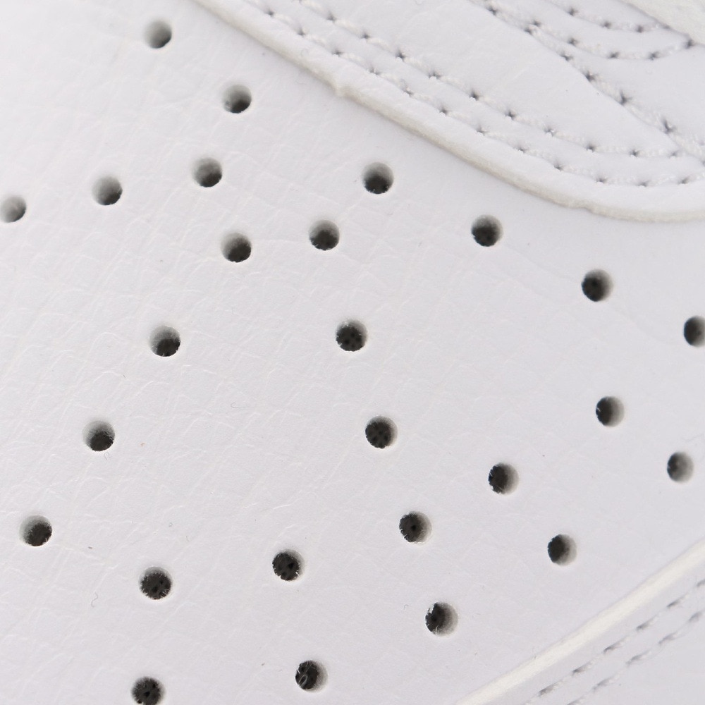 ナイキ（NIKE）（レディース）スニーカー コート ビジョン ロー NN ホワイト DH3158-101 カジュアル スポーツシューズ タウン 通学 日常履き シンプル