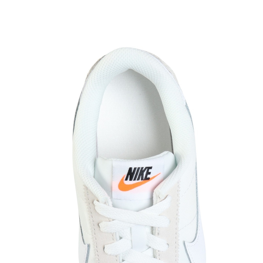 ナイキ（NIKE）（レディース）スニーカー スポーツシューズ パシフィック ホワイト HM4771-103 スポーツ カジュアルシューズ 耐久性