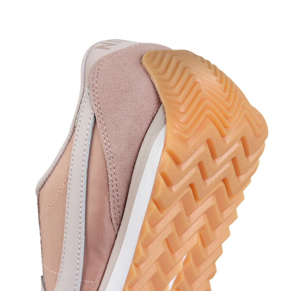 ナイキ（NIKE）（レディース）スニーカー スポーツシューズ パシフィック サーモンピンク HM4771-603 スポーツ カジュアルシューズ 耐久性