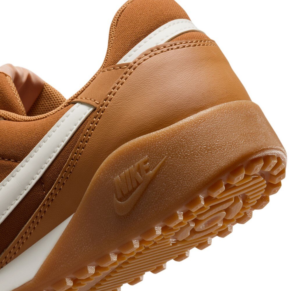 ナイキ（NIKE）（レディース）スニーカー スポーツシューズ テラモンタ HQ1940-200