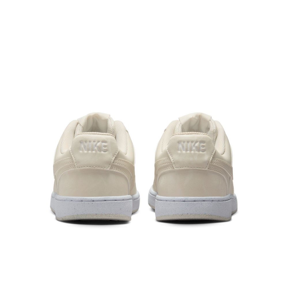 ナイキ（NIKE）（レディース）スニーカー スポーツシューズ コート ビジョン LO NN ベージュ HQ4377-100 スポーツ カジュアルシューズ 耐久性