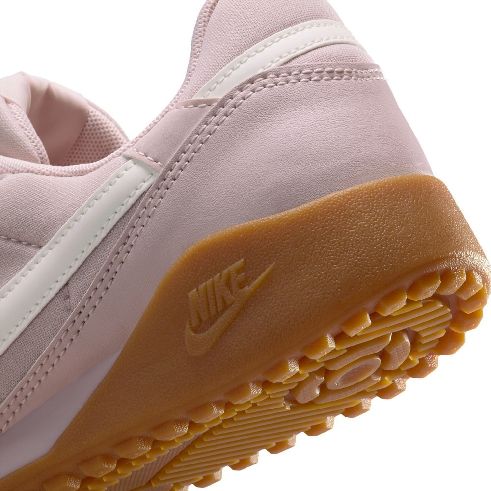 ナイキ（NIKE）（レディース）スニーカー スポーツシューズ ウィメンズ テラモンタ HQ1940-604