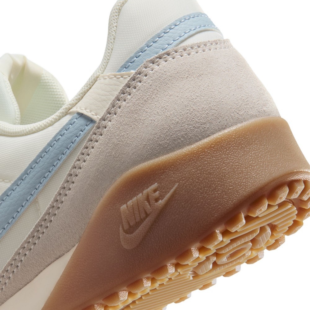 ナイキ（NIKE）（レディース）スニーカー スポーツシューズ テラ マンタ スエード IM6484-100