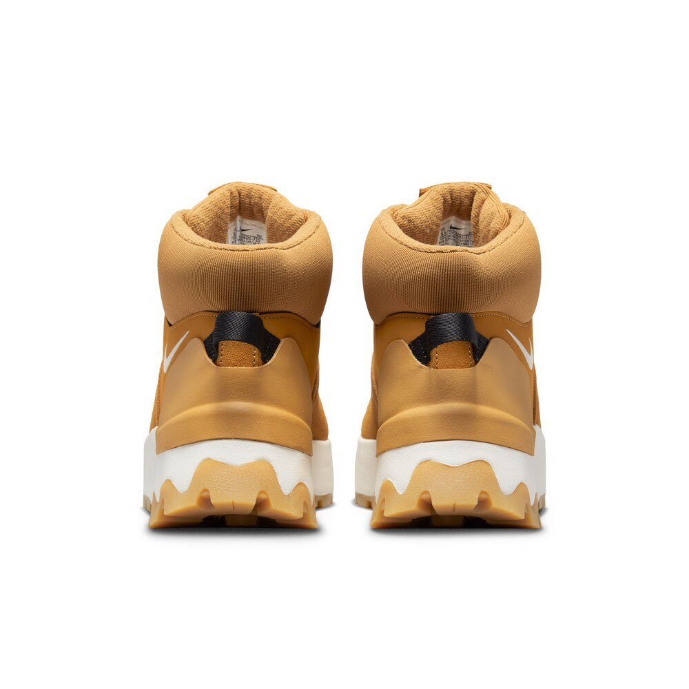 ナイキ（NIKE）（レディース）スニーカー アウトドアシューズ シティ クラシック ブーツ DQ5601-710