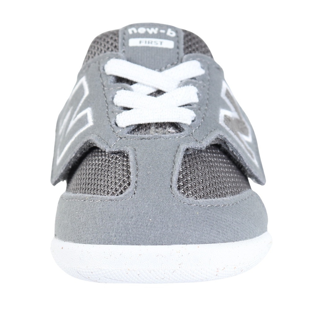 ニューバランス（new balance）（キッズ）キッズシューズ NEW-B FIRST グレー NW1STGRW ファーストシューズ 面ファスナー 屈曲性 脱ぎ履きしやすい かわいい