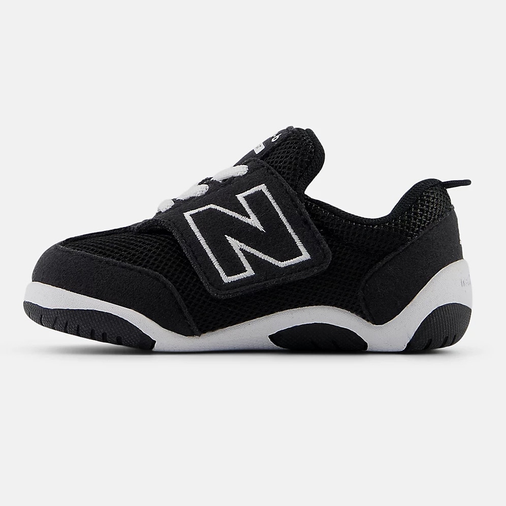 ニューバランス（new balance）（キッズ）ジュニアスニーカー ボーイズ スポーツシューズ NEW-B FIRST NW1STBK W