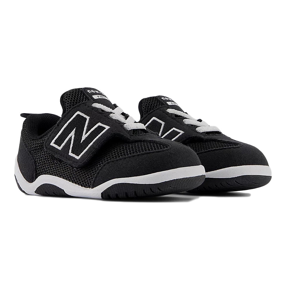 ニューバランス（new balance）（キッズ）ジュニアスニーカー ボーイズ スポーツシューズ NEW-B FIRST NW1STBK W