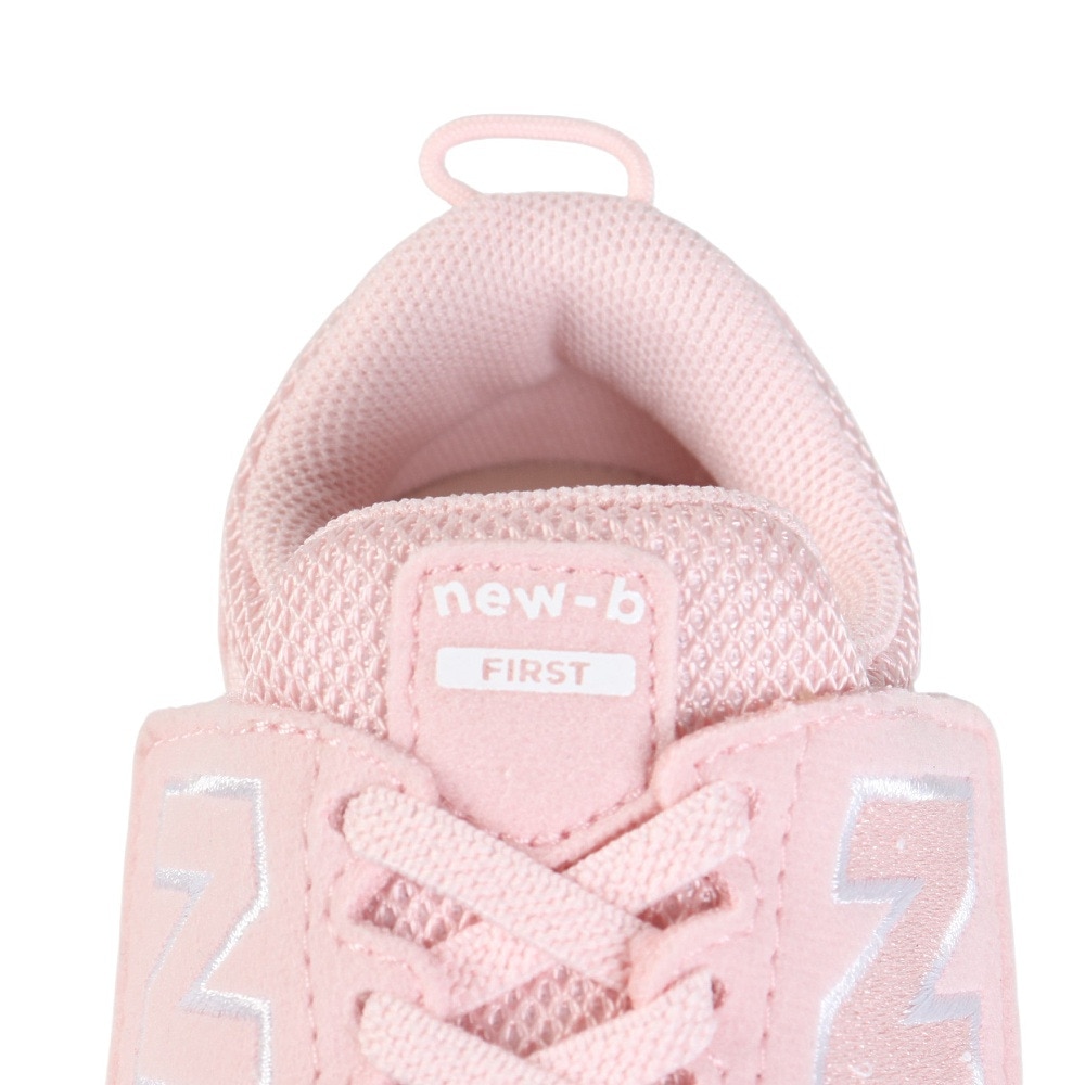 ニューバランス（new balance）（キッズ）キッズシューズ NEW-B FIRST ピンク NW1STPKW ファーストシューズ 面ファスナー 屈曲性 脱ぎ履きしやすい かわいい