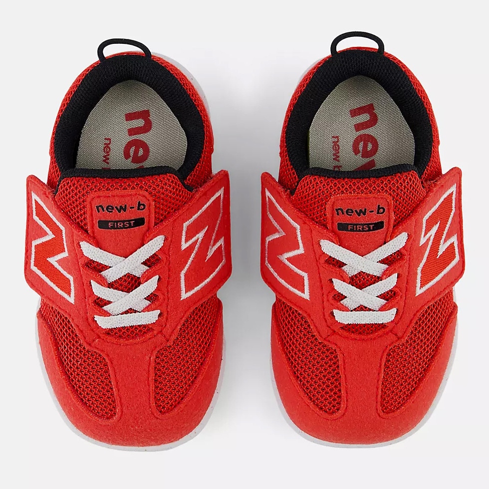 ニューバランス（new balance）（キッズ）ジュニアスニーカー ボーイズ スポーツシューズ NEW-B FIRST NW1STRD W