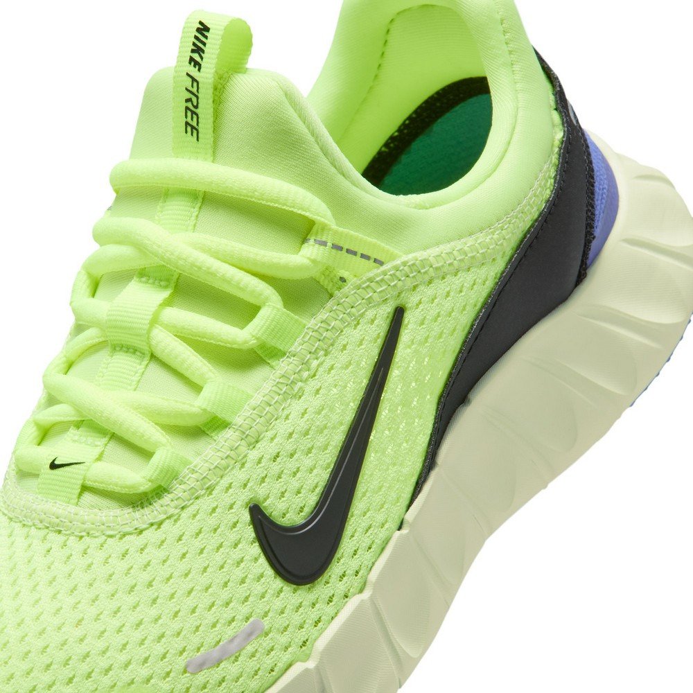 ナイキ（NIKE）（キッズ）ジュニアスニーカー スポーツシューズ フリー