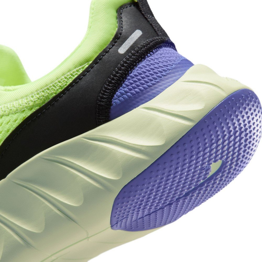 ナイキ（NIKE）（キッズ）ジュニアスニーカー スポーツシューズ フリー