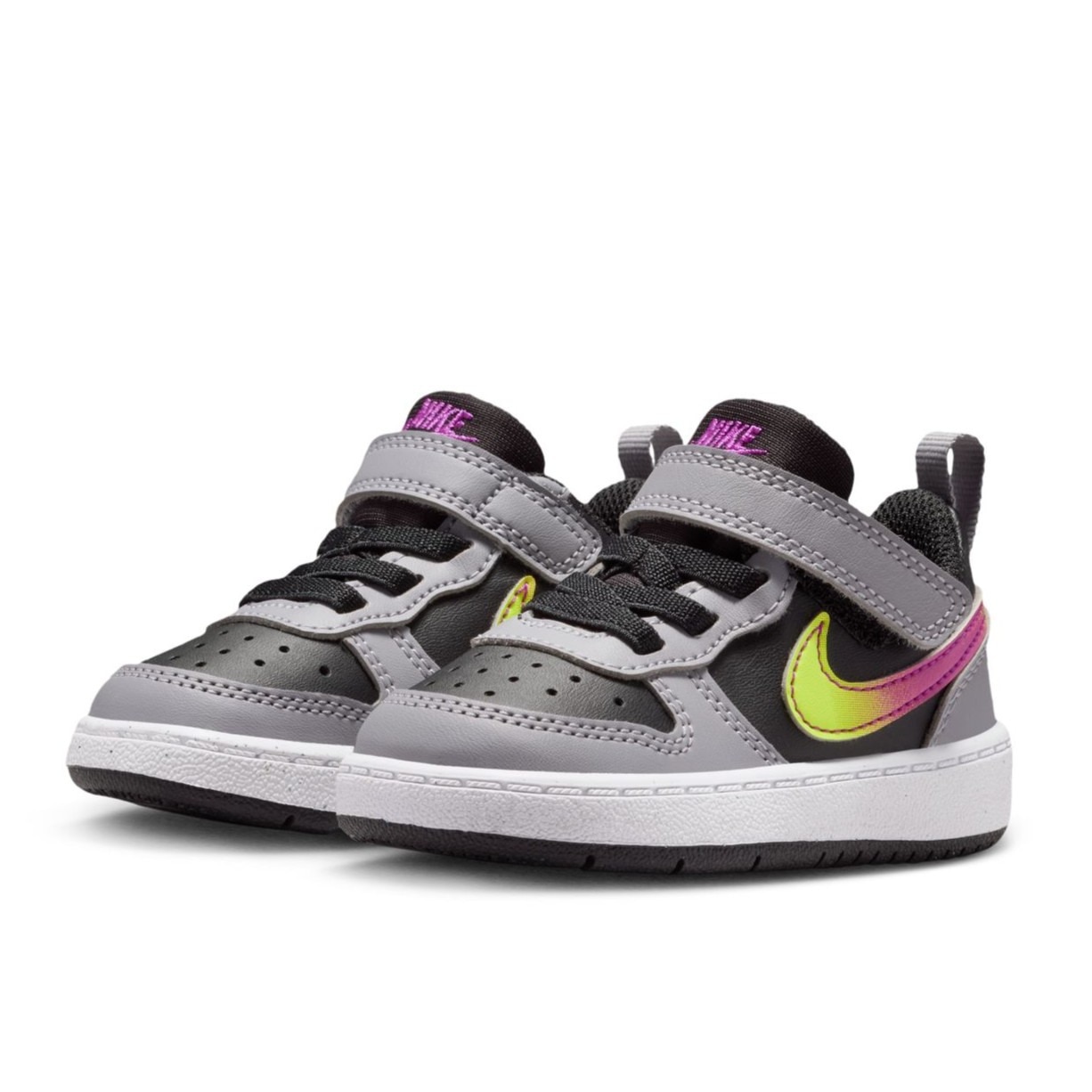 ナイキ（NIKE）（キッズ）ジュニアスニーカー ボーイズ スポーツシューズ コート ボロー LOW リクラフト TD IO6964-001