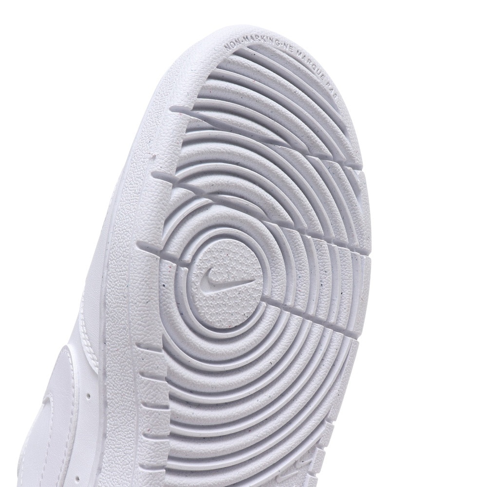 ナイキ（NIKE）（キッズ）ジュニア スニーカー コート ボロー ロー リクラフト GS ホワイト DV5456-106 カジュアル スポーツ シューズ 耐久性 通学 部活 靴