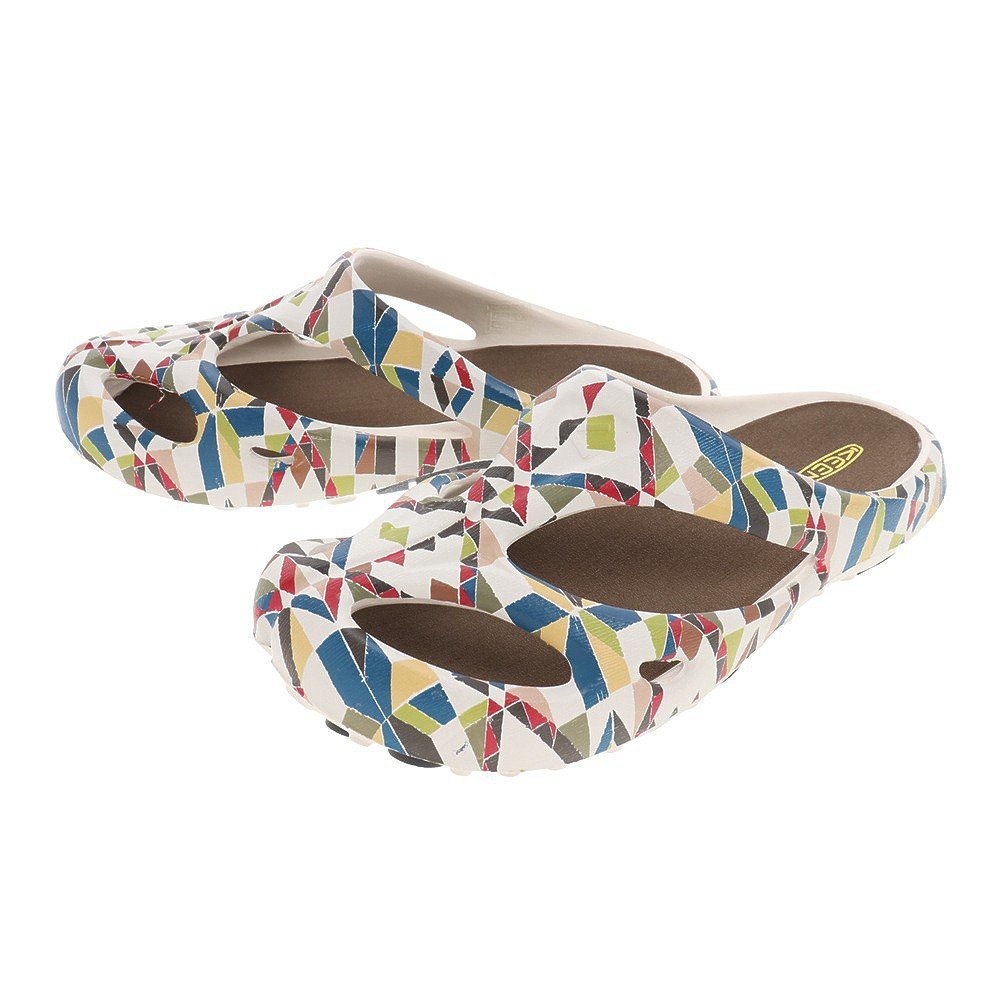 キーン シャワーサンダル シャンティ アーツ Pacha シューズ 靴 アウトドア カジュアル マリン ウィンタースポーツ用品はヴィクトリア