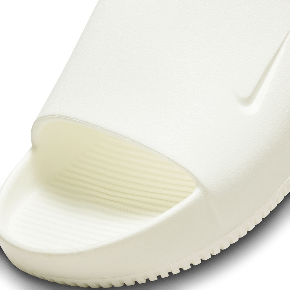 ナイキ（NIKE）（メンズ）サンダル カーム スライド ホワイト FD4116-100 シャワサン 軽量 快適 柔らかい タウン レジャー ビーチ プール 日常履き グリップ性