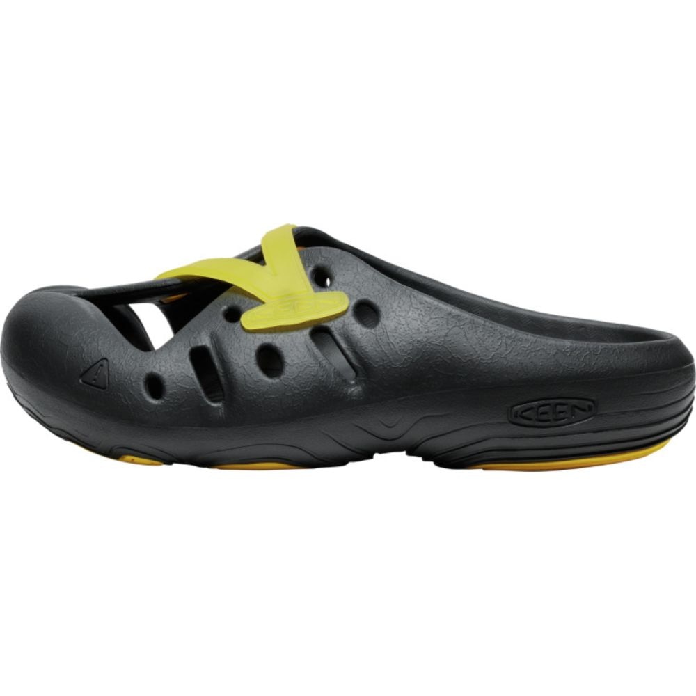 キーン（KEEN）（メンズ、レディース）スポーツサンダル ヨギーズ ブラック イエロー 1029369 シャワーサンダル レジャー アウトドア 軽量 フィット感 耐久性