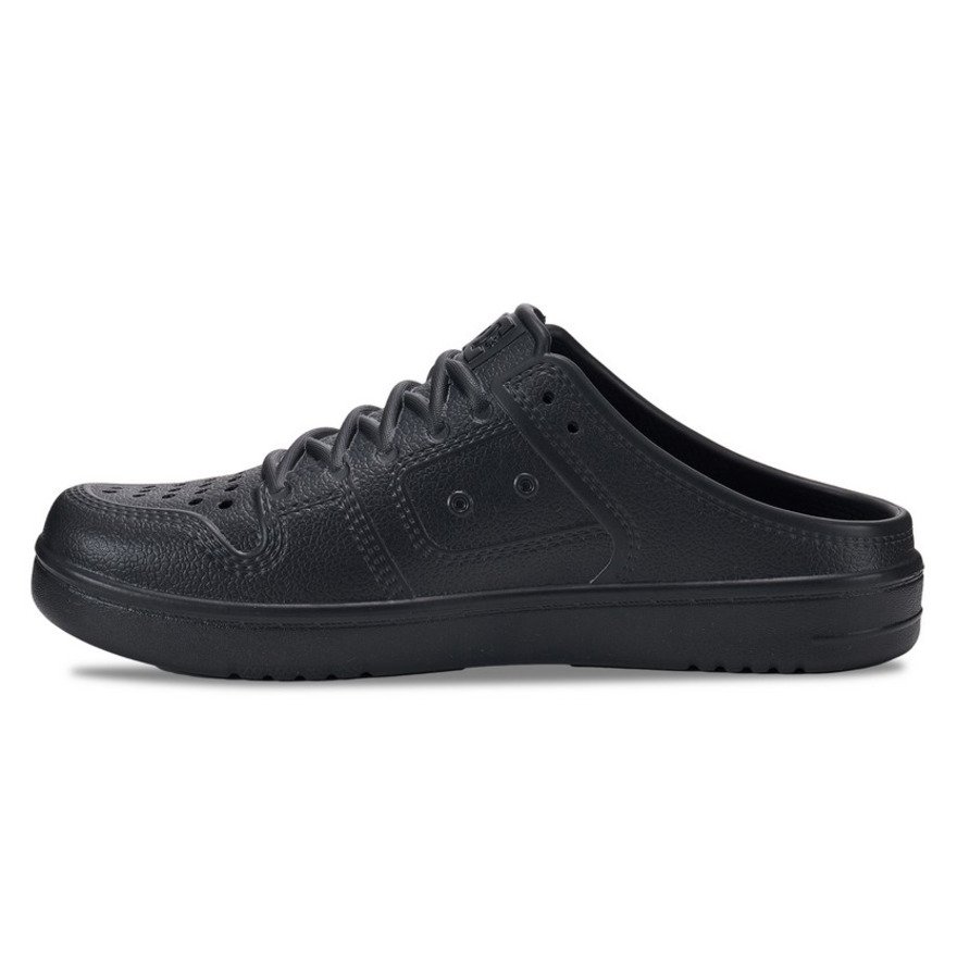 ディーシーシューズ（DC SHOES）（メンズ、レディース）スリッポン