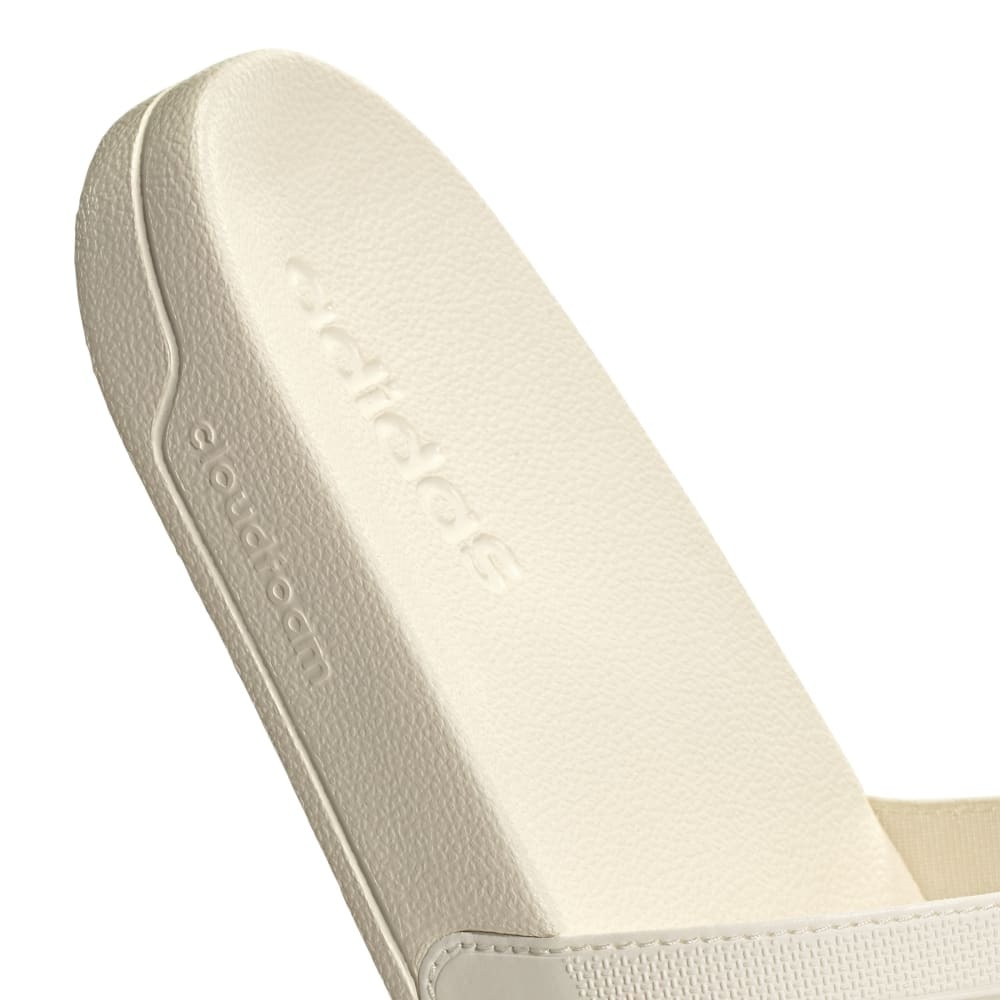 アディダス（adidas）（メンズ、レディース）スポーツサンダル アディレッタ シャワー サンダル  オフホワイト IG8776 スリッポン タウン プール 軽量