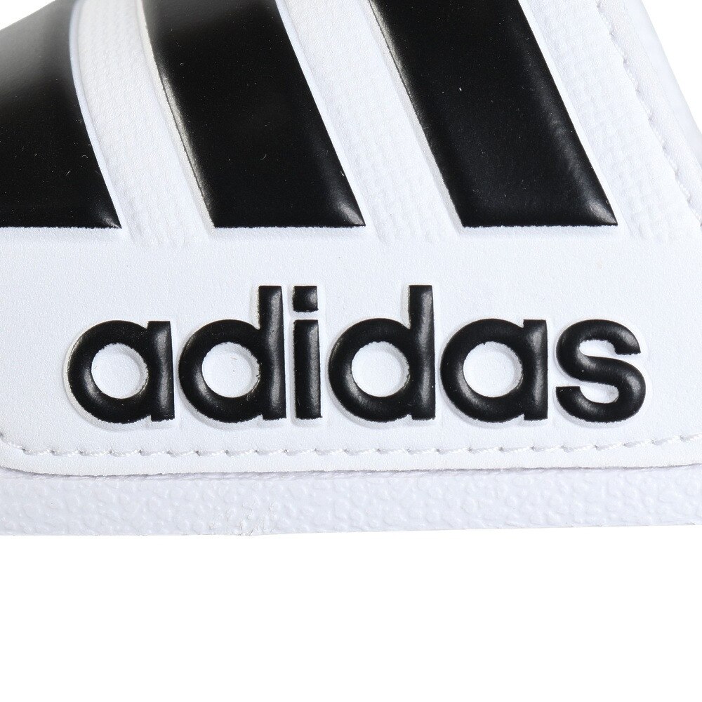 アディダス（adidas）（メンズ、レディース）シャワーサンダル アディレット シャワースライド GZ5921