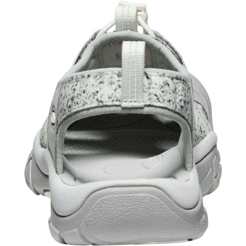 キーン（KEEN）（メンズ）ストラップサンダル ニューポート レトロ グレー 1030580 ウォーターサンダル レジャー アウトドア 軽量 フィット感 耐久性 快適  