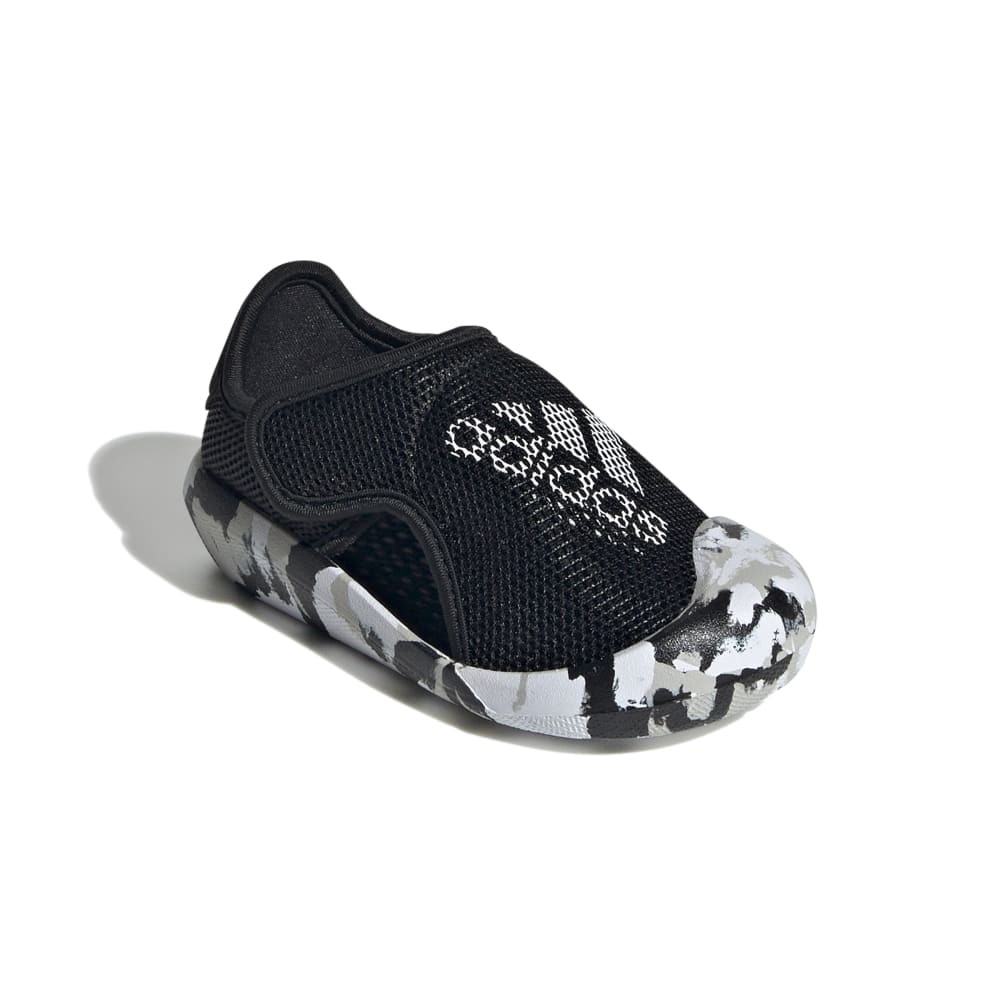 アディダス（adidas）（キッズ）ジュニアスポーツサンダル アルタベンチャー ブラック ID7858 ストラップ スイムサンダル タウン プール クッション性