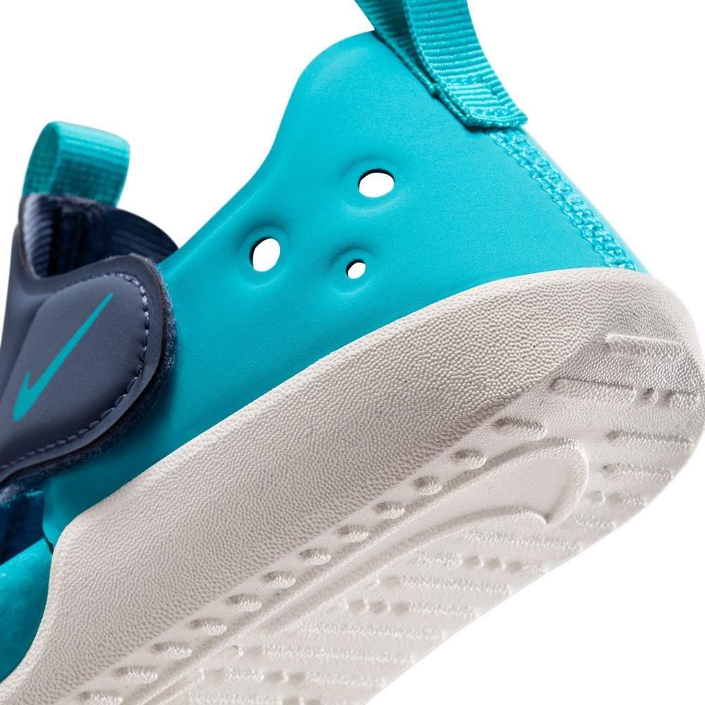 ナイキ（NIKE）（キッズ）ジュニアストラップサンダル サンレイ プロテクト 4 PS HF6277-401