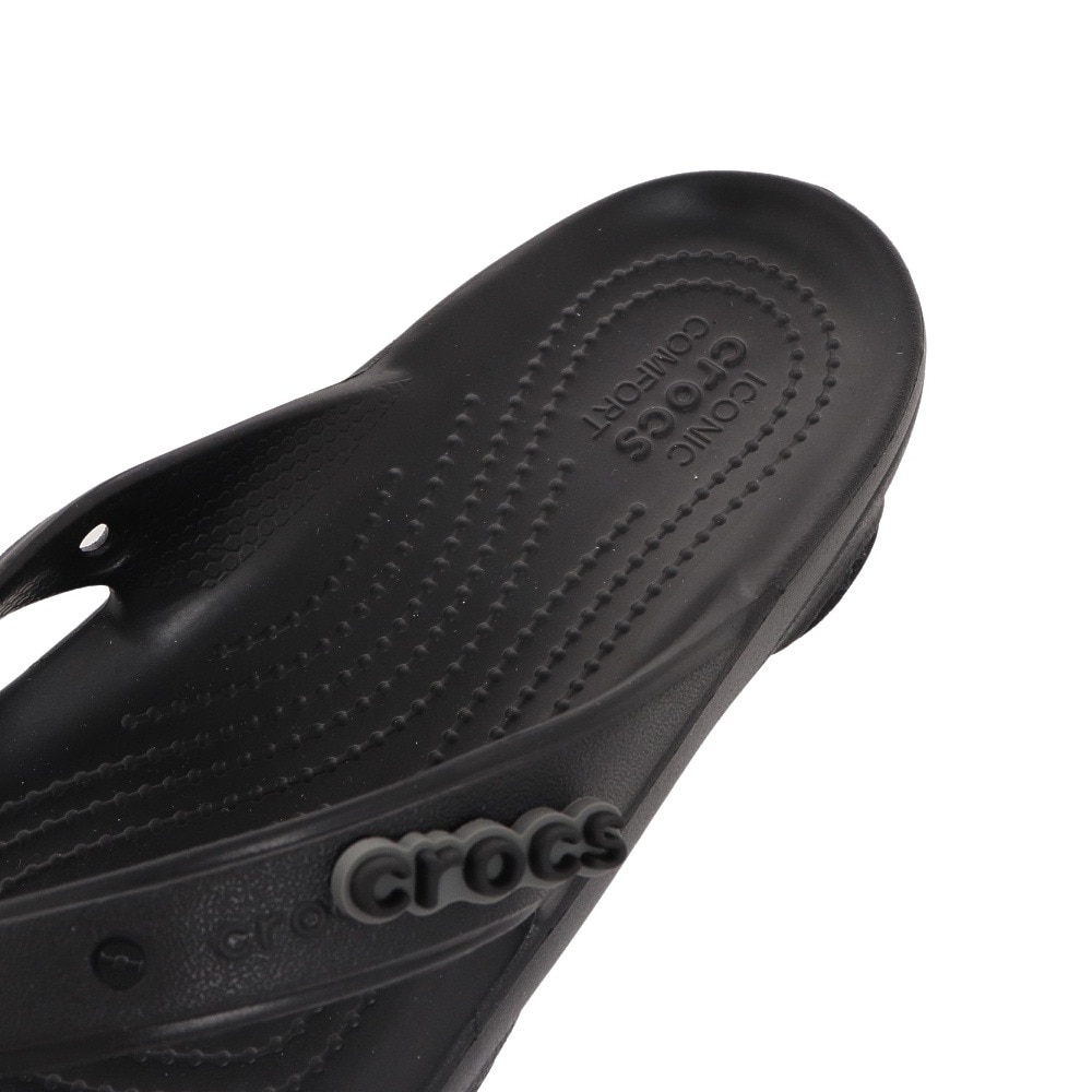 クロックス（crocs）（メンズ、レディース）スポーツサンダル クラシック オールテレイン フリップ ブラック 207712-001-2022 鼻緒 シャワサン 軽量 レジャー