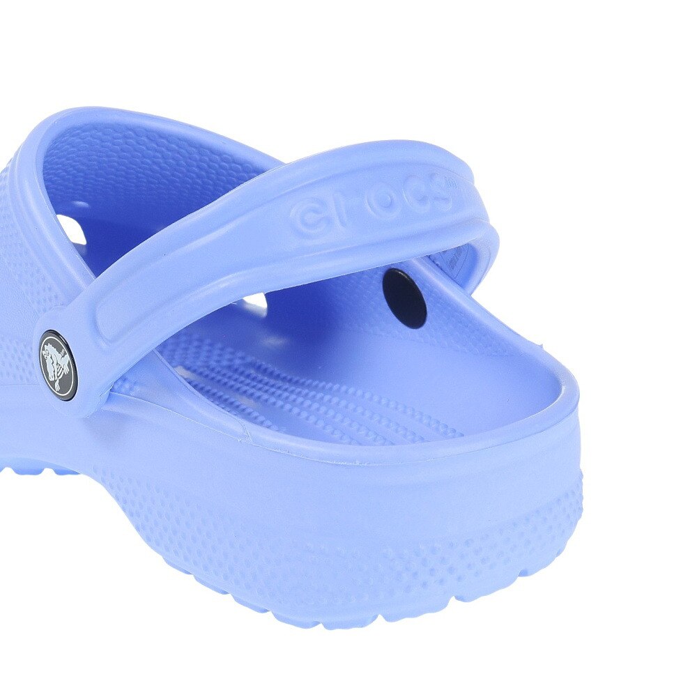 クロックス（crocs）（レディース）スポーツサンダル クラシック クロッグ Moon Jelly ライトブルー 10001-5Q6-2023 シャワサン レジャー プール 軽量