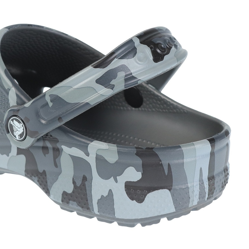 クロックス（crocs）（メンズ）サンダル クラシック プリンテッド カモ クロッグ ダークグレー 206454-0IE 速乾 タウン レジャー プール