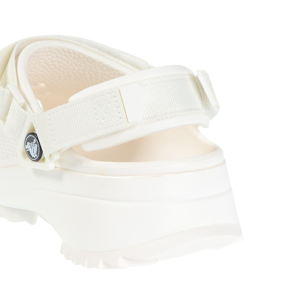 クロックス（crocs）（メンズ、レディース）スポーツサンダル クラシック ハイカー クロッグ ホワイト 206772-143-2023 シャワサン レジャー 軽量 厚底 サボサンダル