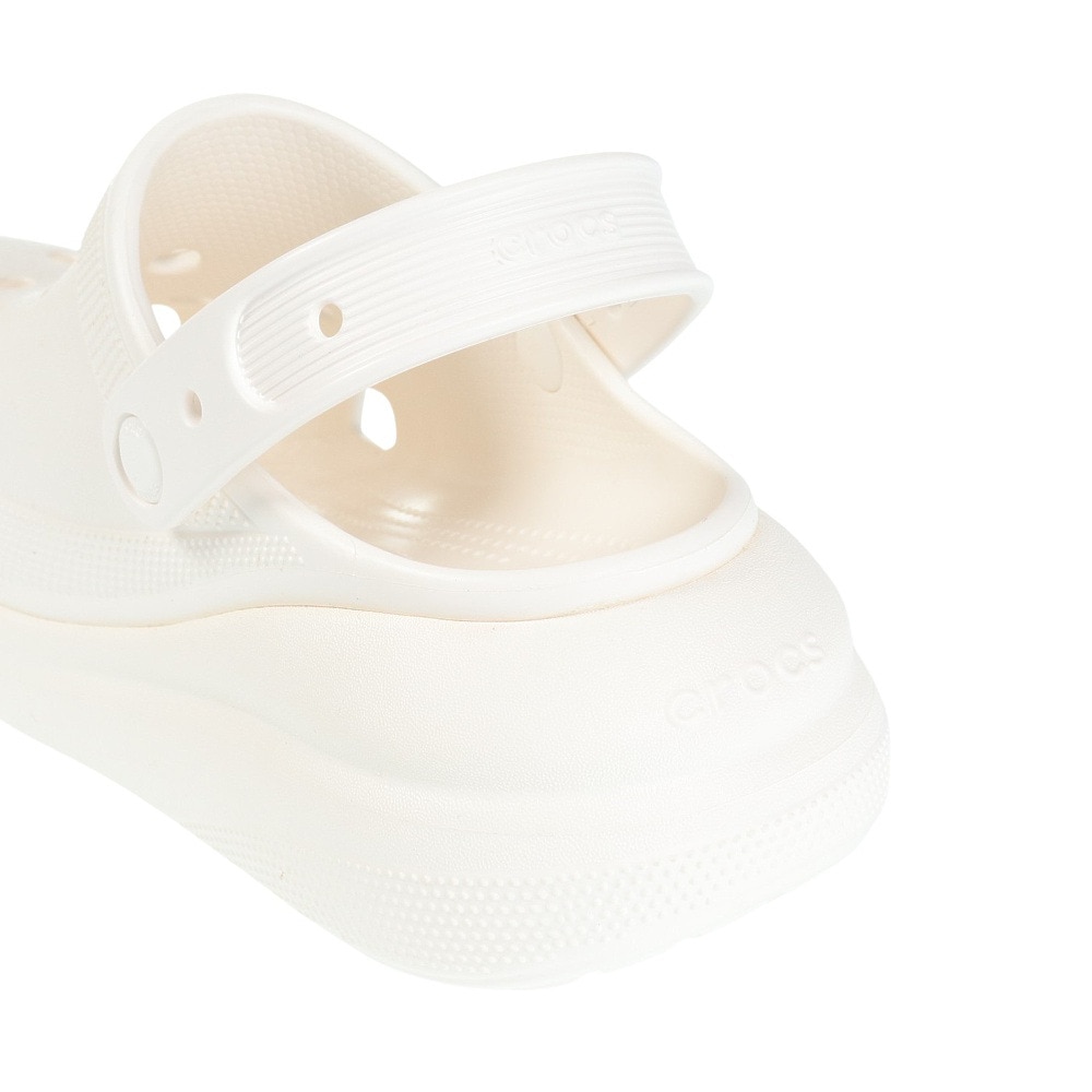 クロックス（crocs）（レディース）スポーツサンダル クラッシュ クロッグ ホワイト 207521-100-2023 シャワサン レジャー プール ビーチ タウン 厚底