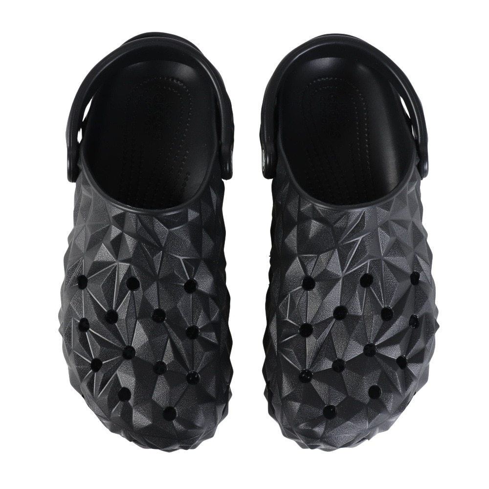 クロックス（crocs）（メンズ、レディース）サンダル クラシック ジオメトリック クロッグ 09563-001-2024
