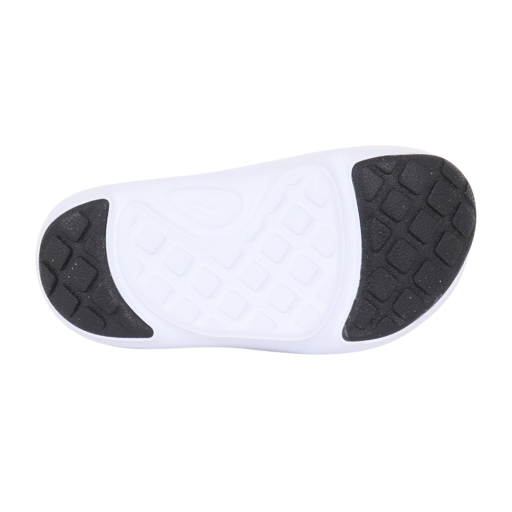 ナイキ（NIKE）（キッズ）サンダル アクア スウッシュ ブラック ホワイト FN0876-001  日常履き タウン レジャー プール 耐久性 クッション性