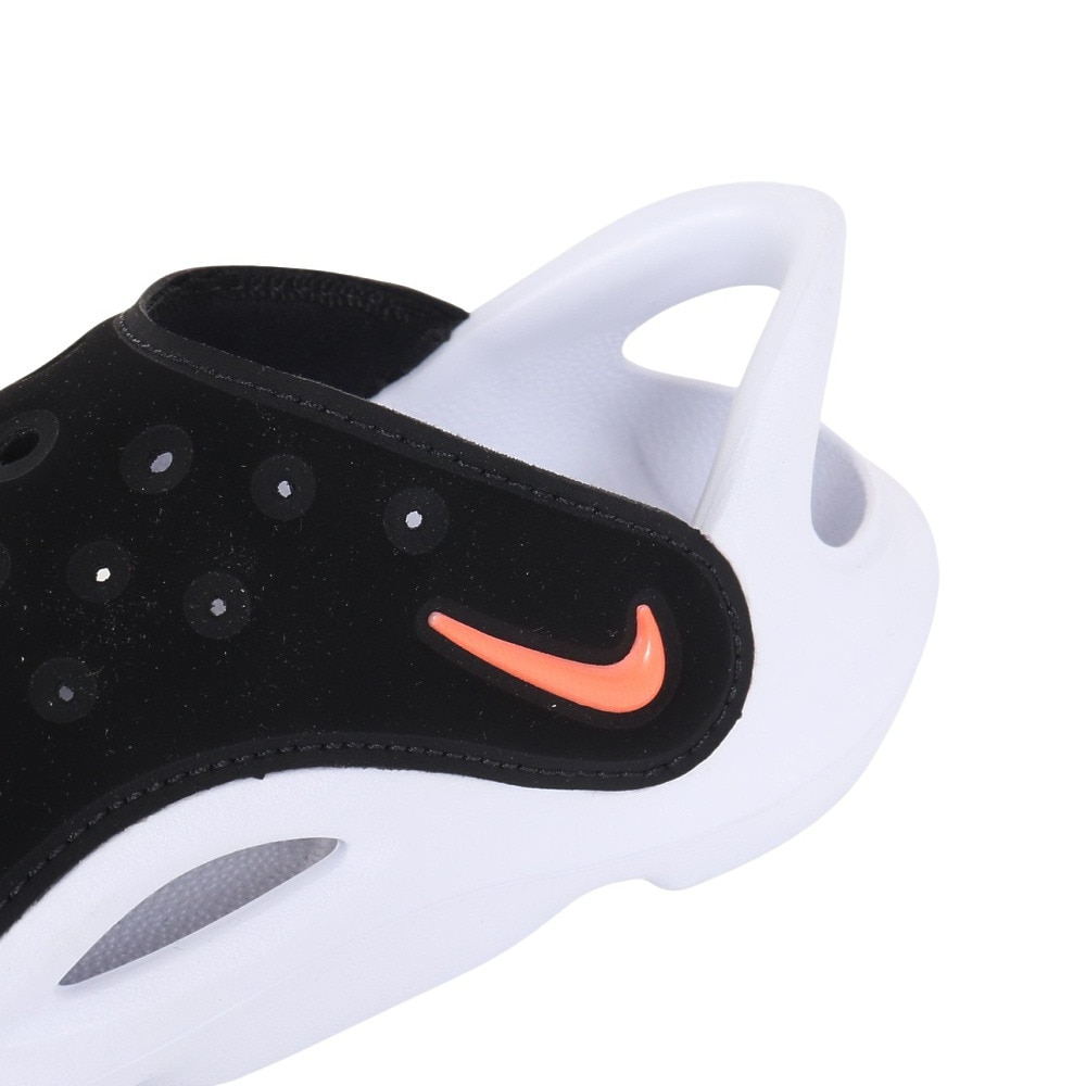 ナイキ（NIKE）（キッズ）サンダル アクア スウッシュ ブラック ホワイト FN0876-001  日常履き タウン レジャー プール 耐久性 クッション性