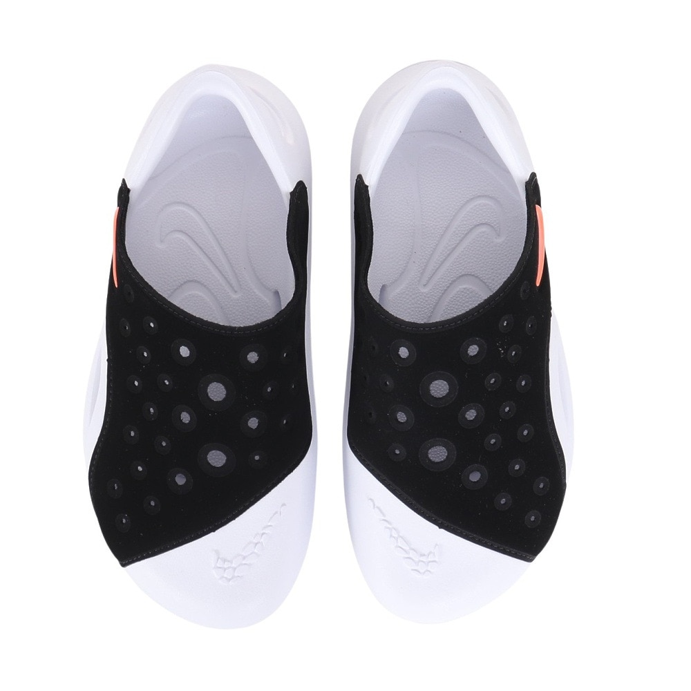 ナイキ（NIKE）（キッズ）ジュニア サンダル アクア スウッシュ ブラック ホワイト FV6363-001  日常履 タウン レジャー プール 耐久性 クッション性