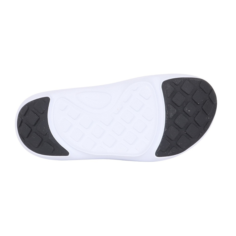 ナイキ（NIKE）（キッズ）ジュニア サンダル アクア スウッシュ ブラック ホワイト FV6363-001  日常履 タウン レジャー プール 耐久性 クッション性