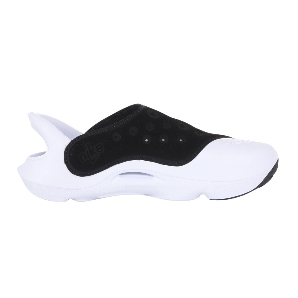 ナイキ（NIKE）（キッズ）ジュニア サンダル アクア スウッシュ ブラック ホワイト FV6363-001  日常履 タウン レジャー プール 耐久性 クッション性