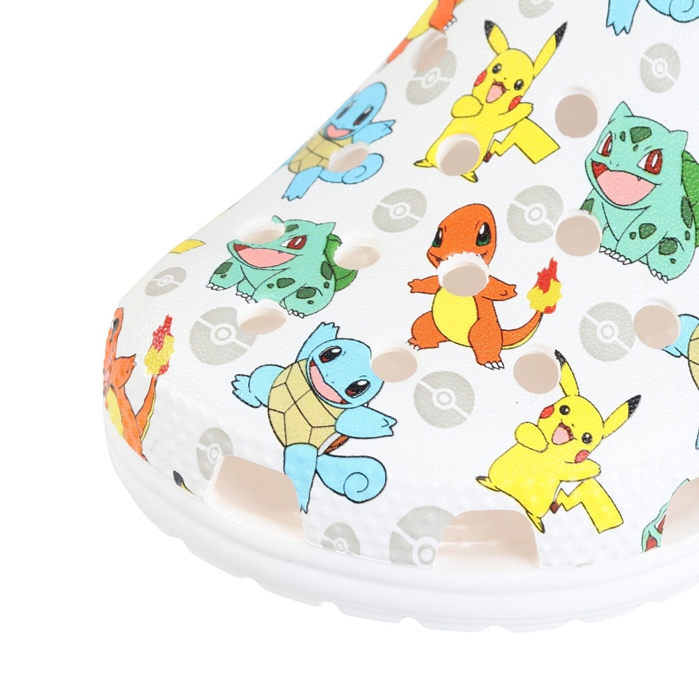 クロックス（crocs）（キッズ）ジュニアサンダル クラシックポケモンクロッグ ホワイト 207739-94S シャワーサンダル 軽量 通気性 お手入れ簡単
