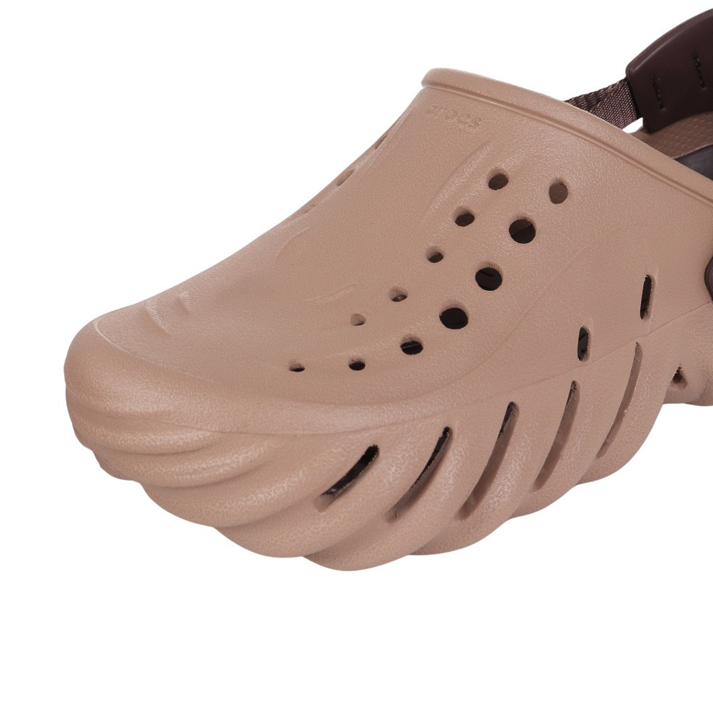 クロックス（crocs）（メンズ、レディース）スポーツサンダル エコークロッグ モカチャ 207937-2Q9 軽量 速乾性 通気性 タウン レジャー 日常履き