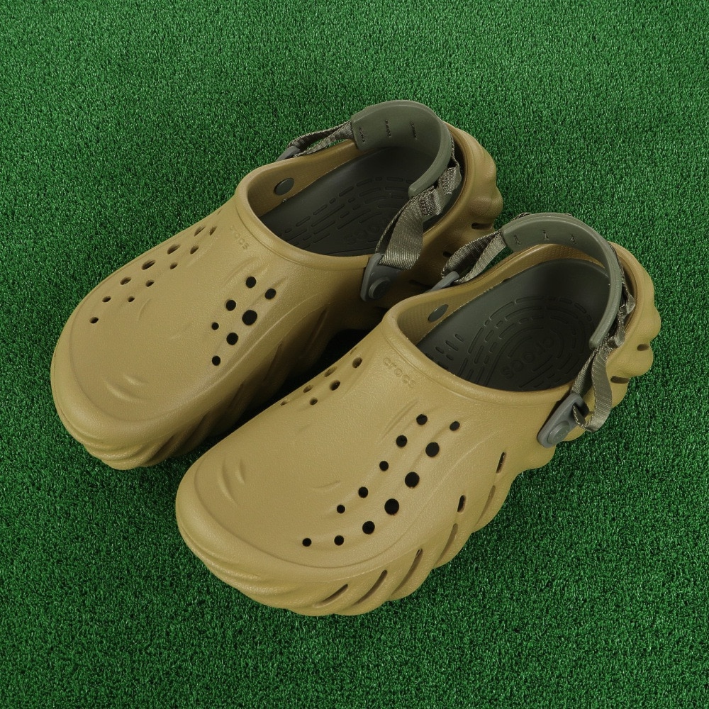 クロックス（crocs）（メンズ、レディース）スポーツサンダル エコークロッグ モスグリーン 207937-3UA 軽量 速乾性 通気性 タウン レジャー 日常履き