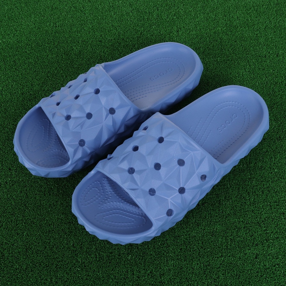 クロックス（crocs）（メンズ、レディース）スポーツサンダル クラシックジオメトリックスライド 2.0 ブルー 209608-4ON 速乾性 お手入れ簡単 快適 柔軟