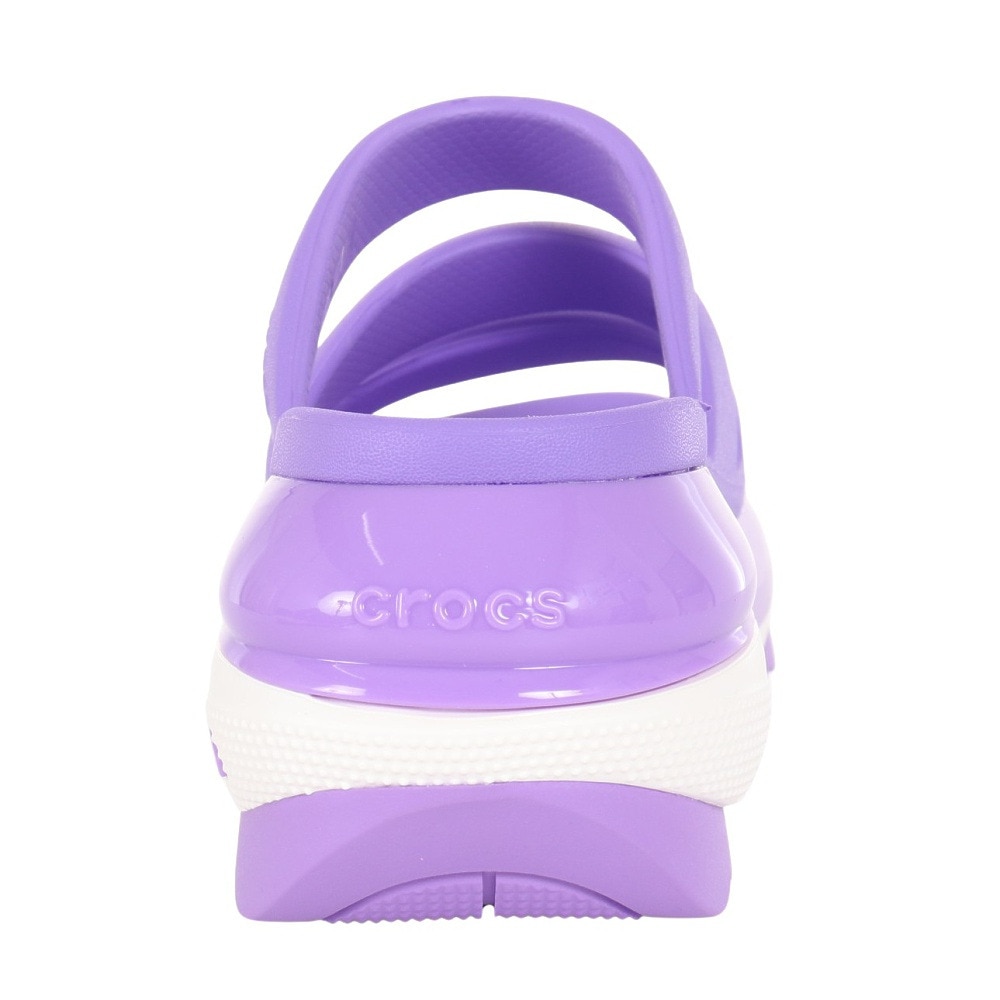 クロックス（crocs）（メンズ、レディース）サンダル メガ クラッシュ トリプルストラップ 209842-5AJ