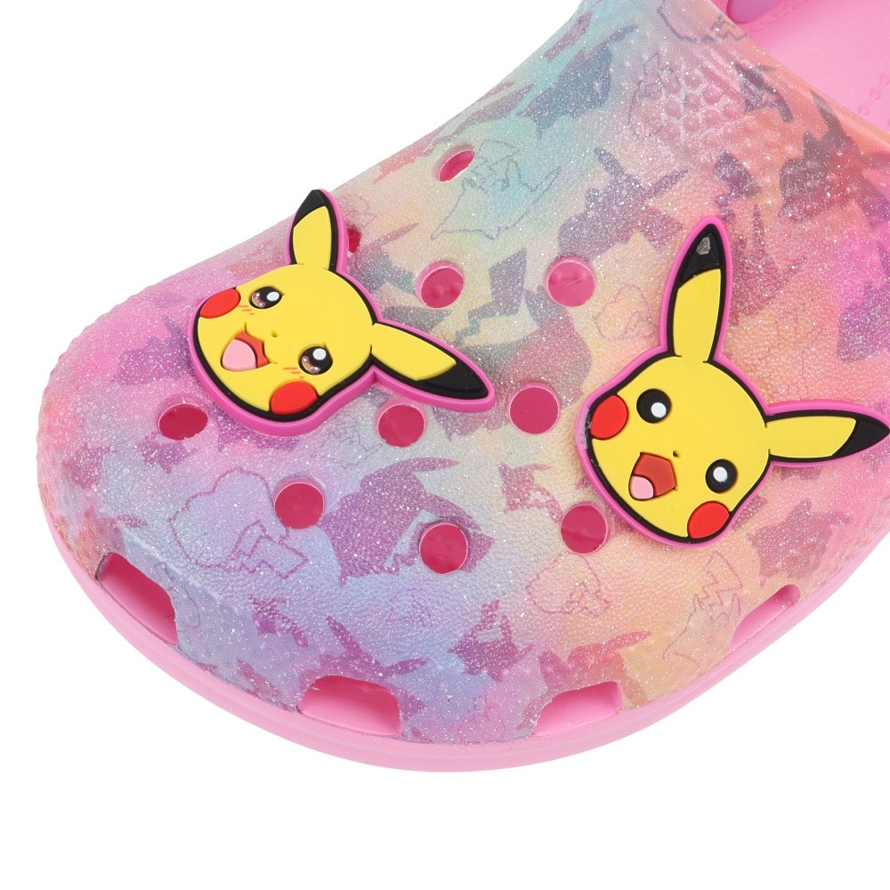 クロックス（crocs）（レディース、キッズ）サンダル ピカチュウ ピンク クラシック クロッグ 211229-90H